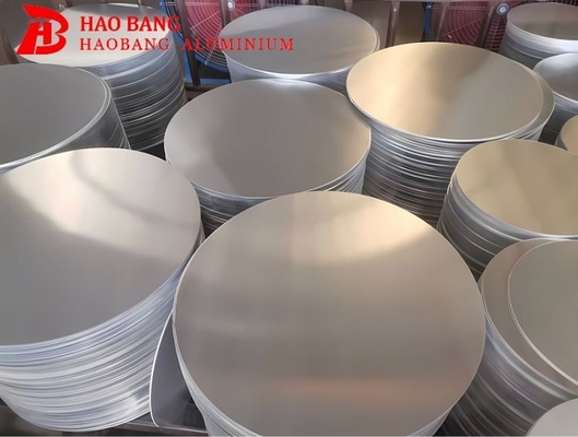ราคาโรงงาน 0.9 มิลลิเมตร กลมอลูมิเนียมหนา 1060 สําหรับหลังคา / การตกแต่ง / เครื่องครัว / อุตสาหกรรม / อาคาร