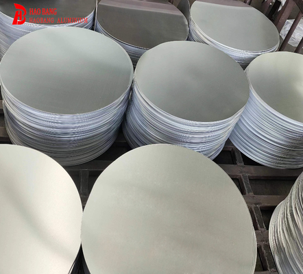 1100 สารสกัดอลูมิเนียมวงกลมสําหรับเครื่องครัวและป้ายทางหนา 80mm-1600mm