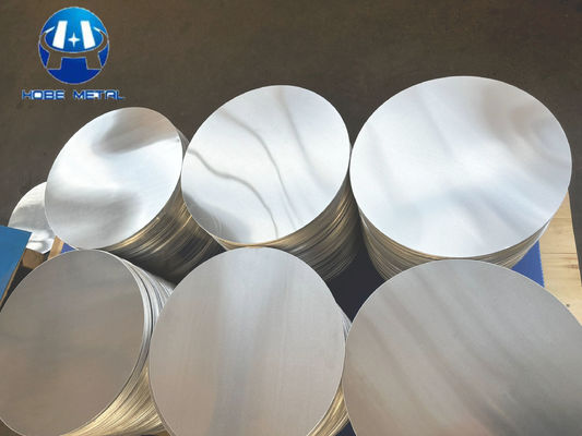 ข้อมูลจำเพาะที่ปรับแต่งได้ ตัวอย่างฟรี วงกลมอะลูมิเนียม 1060 เคลือบเงาสำหรับการทำหัตถกรรม