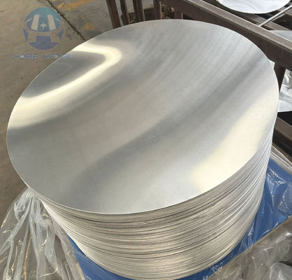 สีเงินสว่าง 1080/1100 สับสนธิ อลูมิเนียมวงกลม 0.3-6.0 มม ความหนาสําหรับการปรับปรุงบ้าน